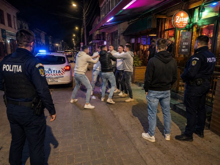 Noapte agitată pe strada Iuliu Maniu din Sighet: șase tineri au ajuns în atenția polițiștilor