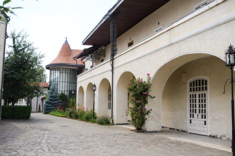 O clădire istorică intră în restaurare: aici s-ar fi turnat primul lingou de aur al României Mari