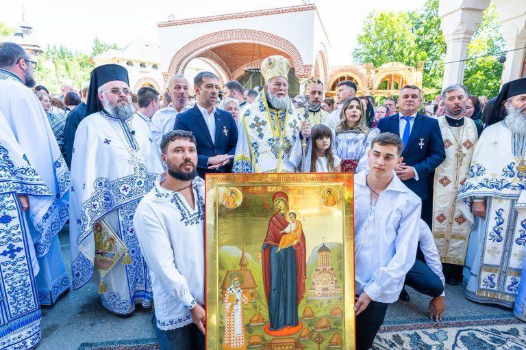 Unde au petrecut politicienii din Maramureș ziua de Sfânta Maria: Rohia, Baia Mare, Bârsana, Șișești și Roma
