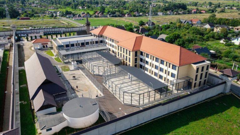 Aparținătorii trebuie să știe: ce se întâmplă marți, 8 septembrie, la Penitenciarul Baia Mare